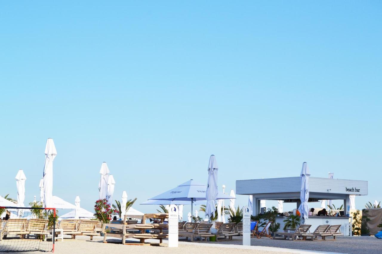 Caesar'S Studio Mamaia-Nord Bagian luar foto